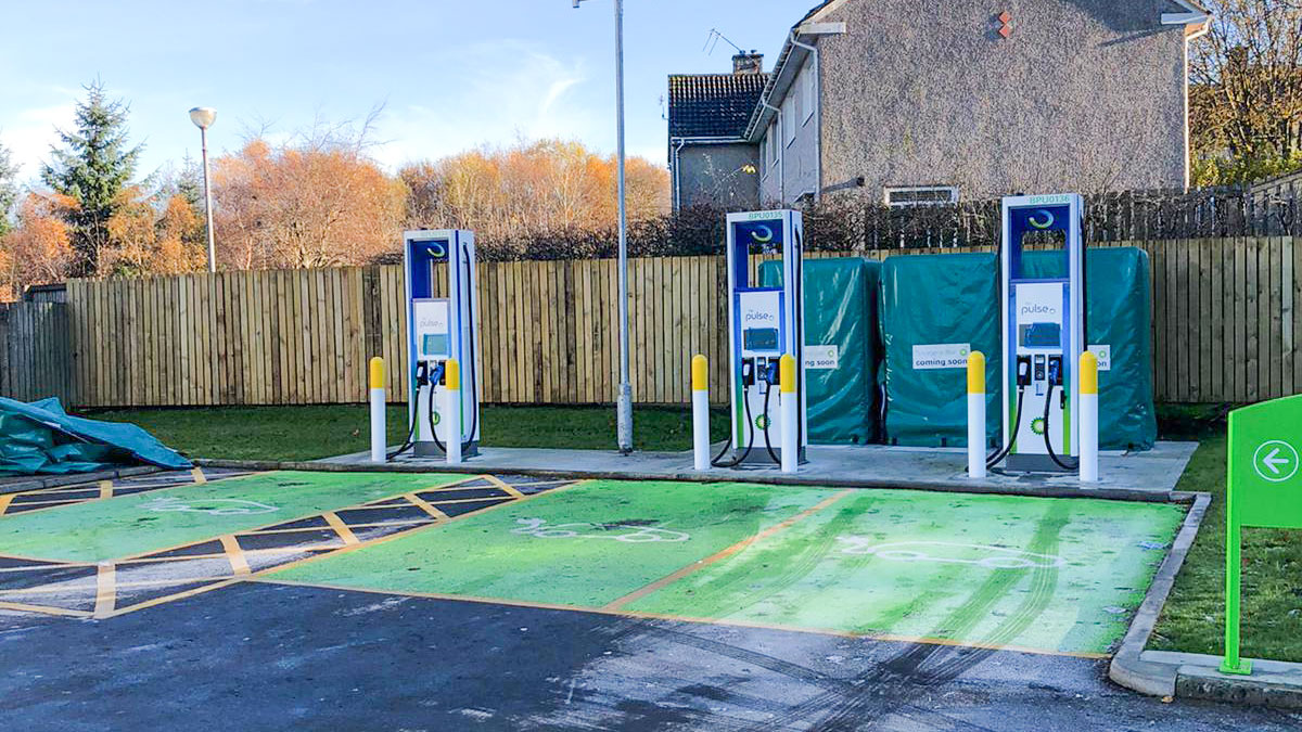 How much does it cost to install an electric car charger in the UK?